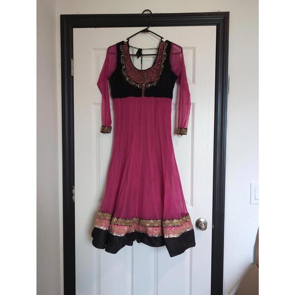 Small/medium Asian/Indian style dress - Picture 1 of 8